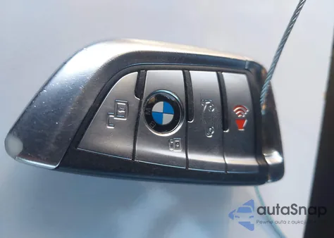 2022 BMW X7 xDrive40I z USA, uszkodzony, nr VIN 5UXCW2C08N9M85394